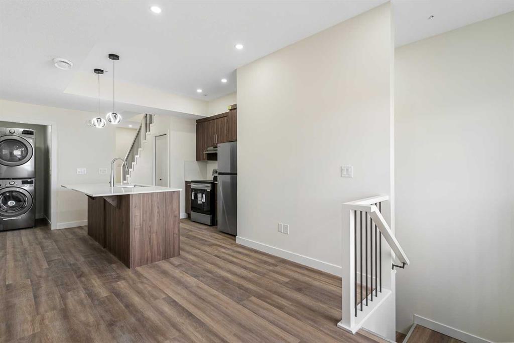 313, 156 Park Street, Cochrane – Residential Row/Townhouse Listing Photo 2