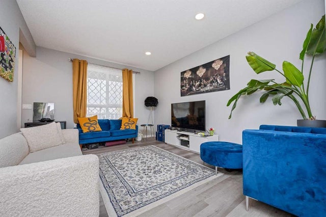 229 Belmont Street Sw, Calgary