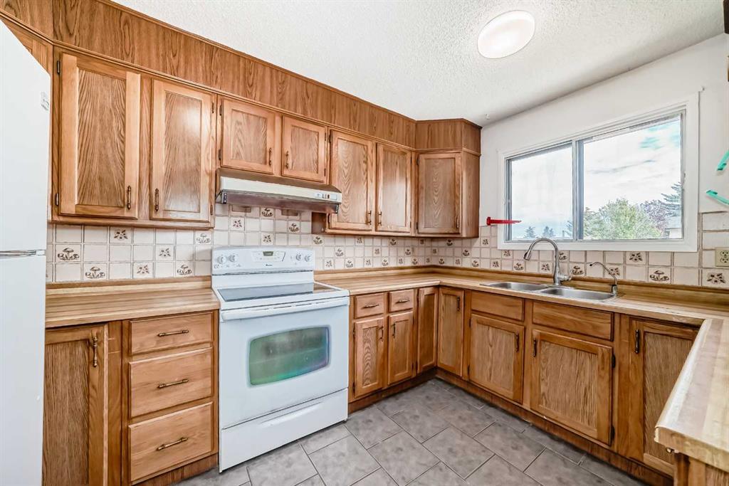 279 Beddington Circle Northeast, Calgary – Residential Detached Listing Photo 9