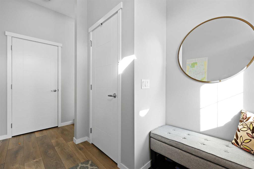 71 Masters Heights Southeast, Calgary – Residential Detached Listing Photo 4