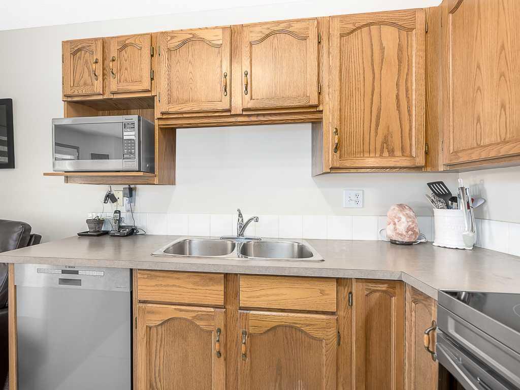 119 Mt Douglas Manor Southeast, Calgary – Residential Row/Townhouse Listing Photo 9