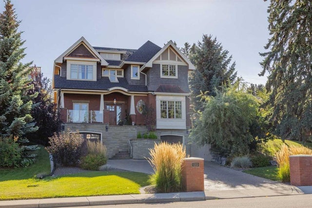 1213 Premier Way Sw, Calgary