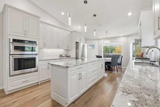 31 Applegrove Crescent Se, Calgary