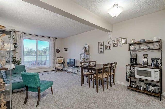104d, 5601 Dalton Drive Nw, Calgary