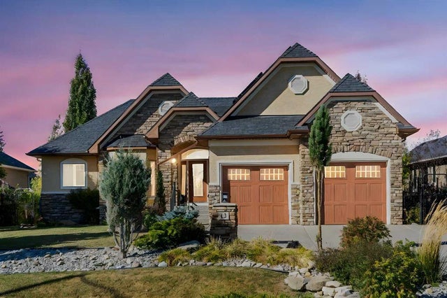 13 Cimarron Estates Link, Okotoks