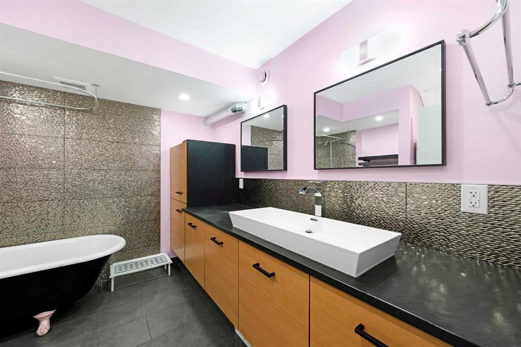 30 Hidden Circle Northwest, Calgary – Residential Detached Listing Photo 39