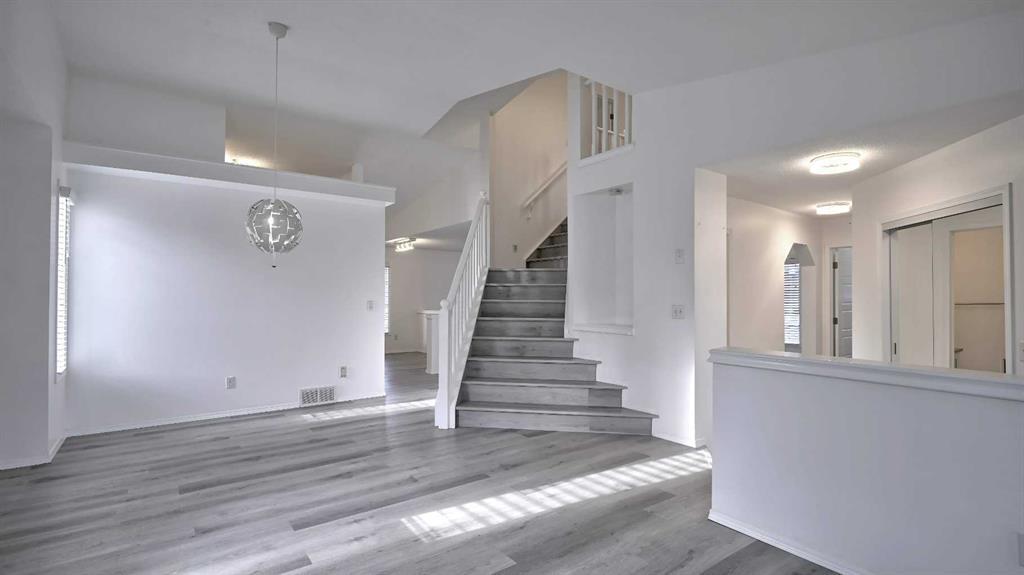 160 Riverstone Crescent Southeast, Calgary – Residential Detached Listing Photo 4