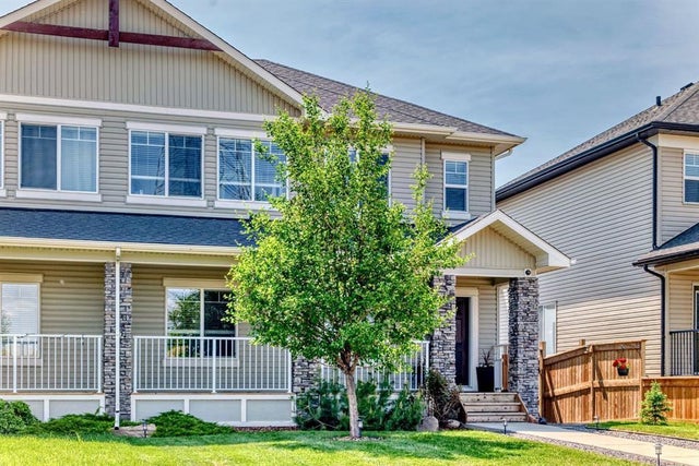 288 Rainbow Falls Green, Chestermere