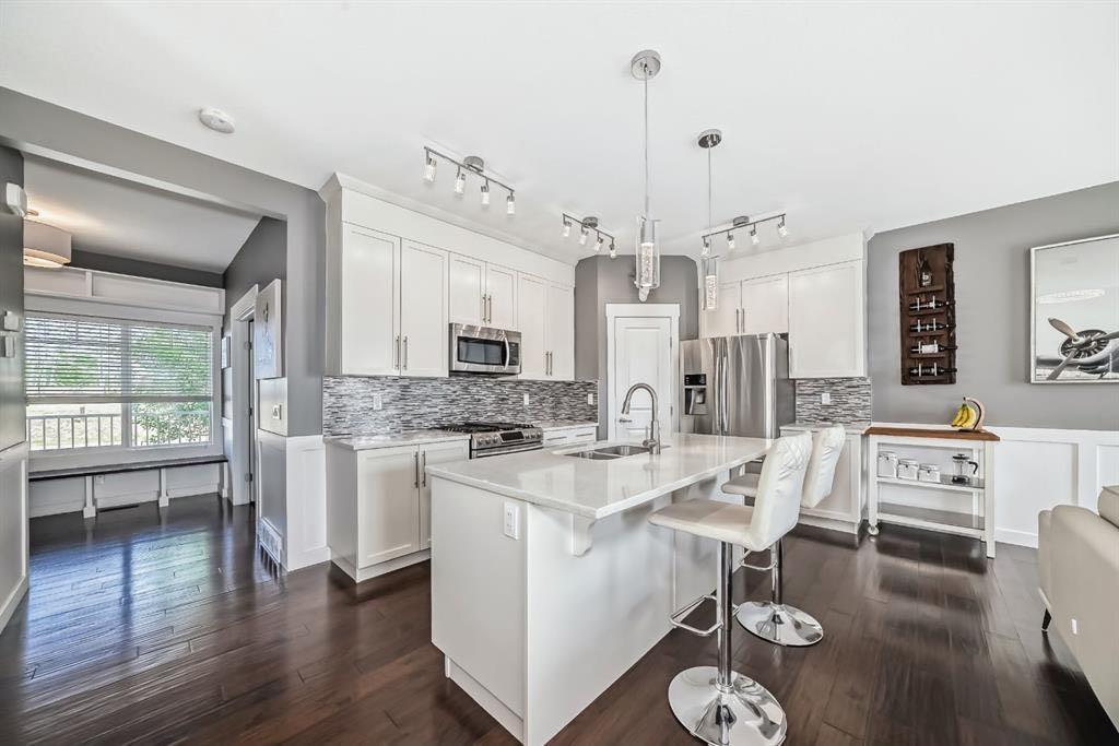 288 Rainbow Falls Green, Chestermere – Residential Semi Detached Listing Photo 4