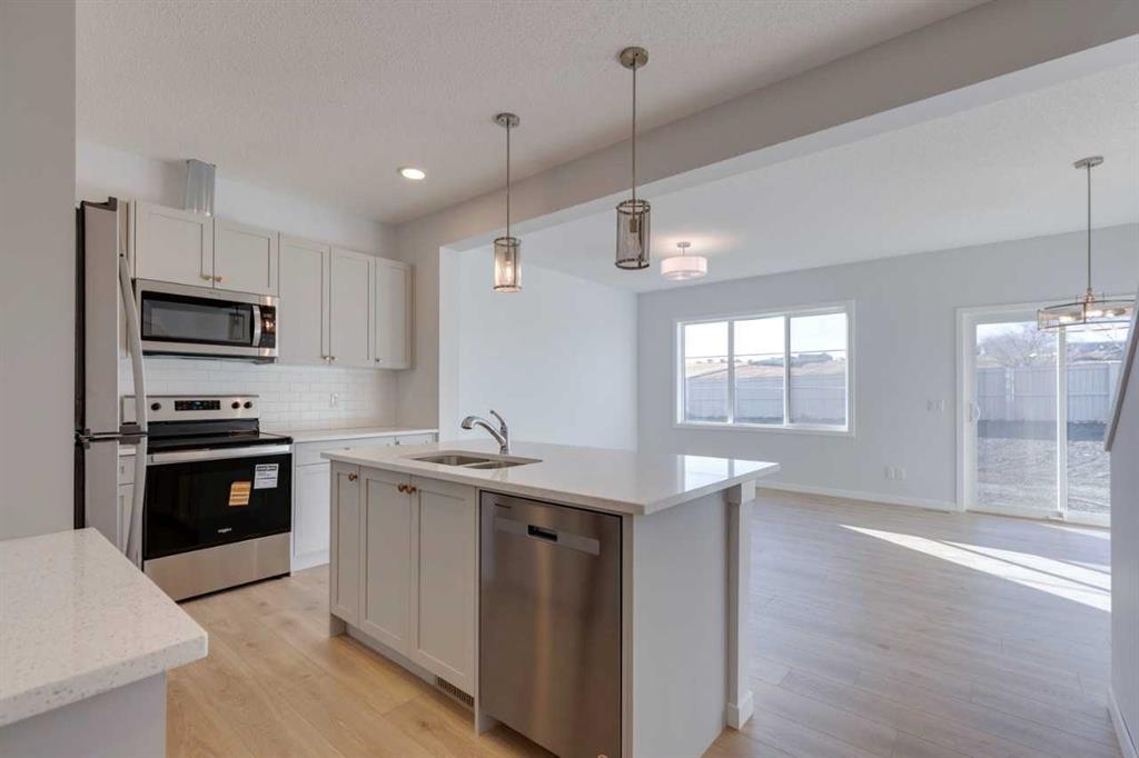 1477 Bayview Point Sw Airdrie Alberta T4B3N8 Bayview. Home For Sale