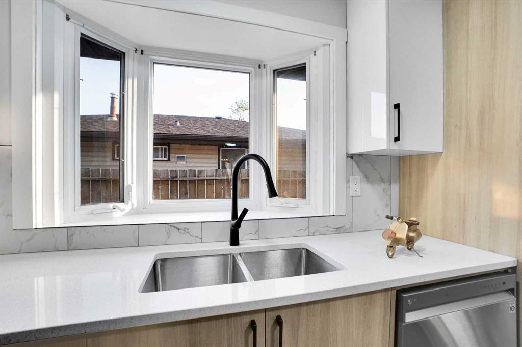 3038 Dover Road Southeast, Calgary – Residential Detached Listing Photo 10