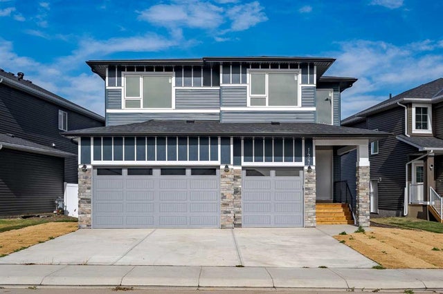1427 Scarlett Ranch Boulevard, Carstairs