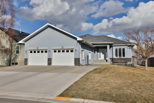 73n 2a Street, Magrath