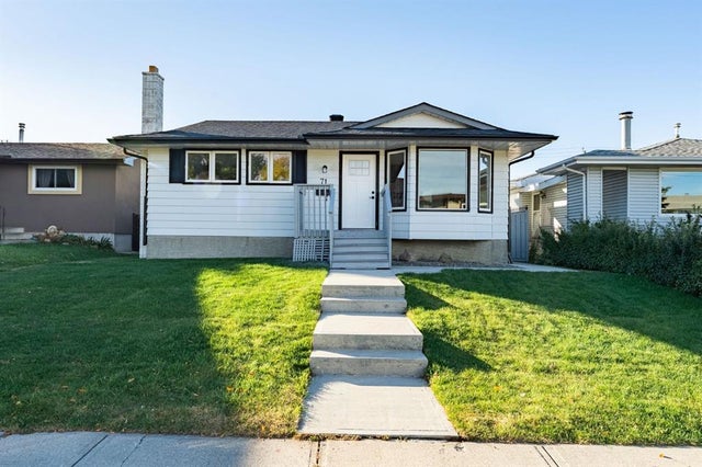 71 Maranda Close Ne, Calgary