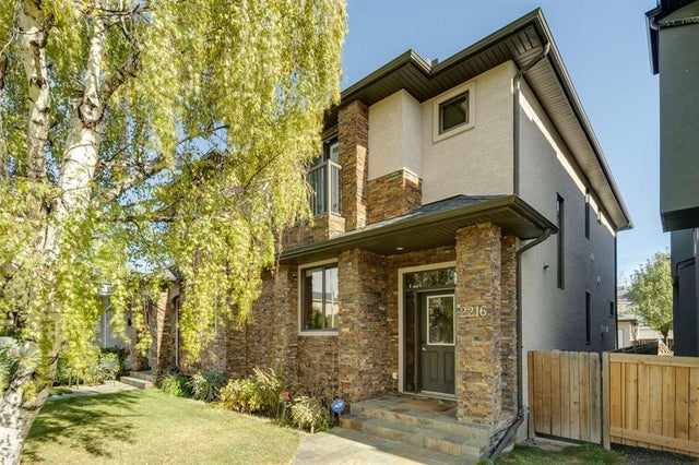 2216 31 Street Sw, Calgary