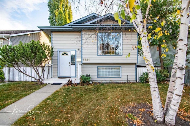 5851 58 Avenue, Red Deer
