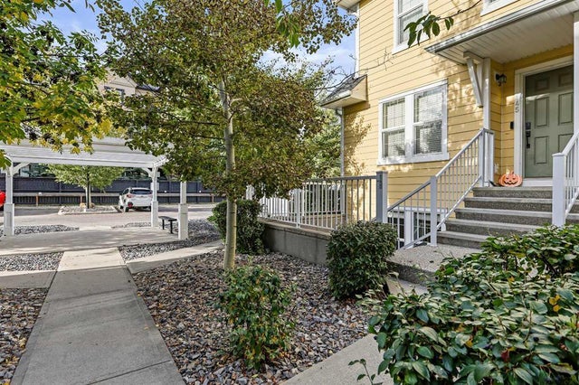 147 Mckenzie Towne Close Se, Calgary