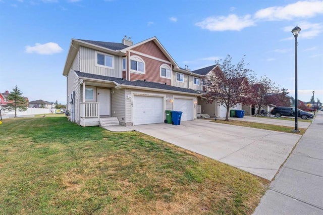 205 Bayside Point Sw, Airdrie