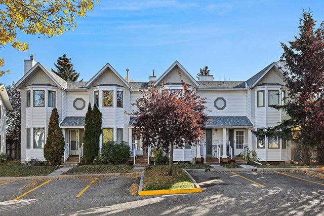 64 Abbeydale Villas Ne, Calgary