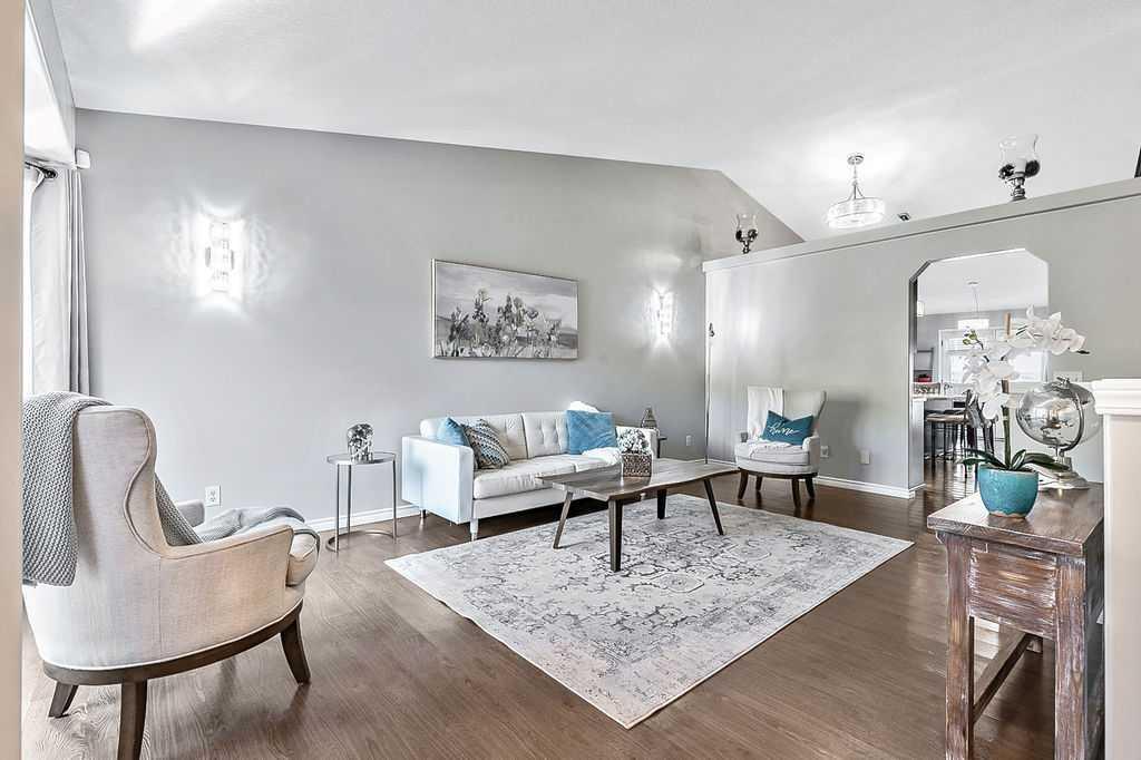 317 John Street Sw, Diamond Valley