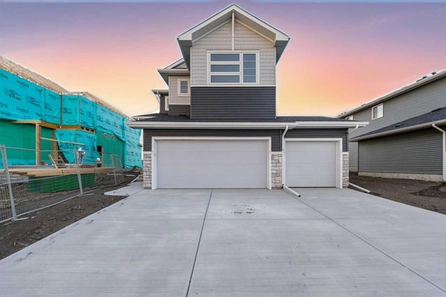 142 Northern Lights Crescent, Langdon