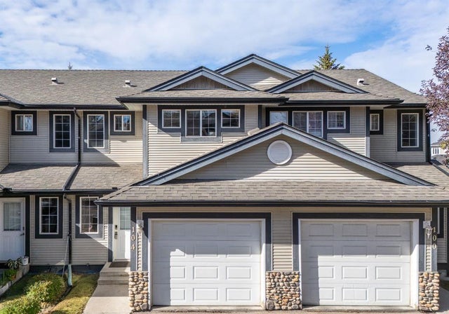 104 Stonemere Place, Chestermere