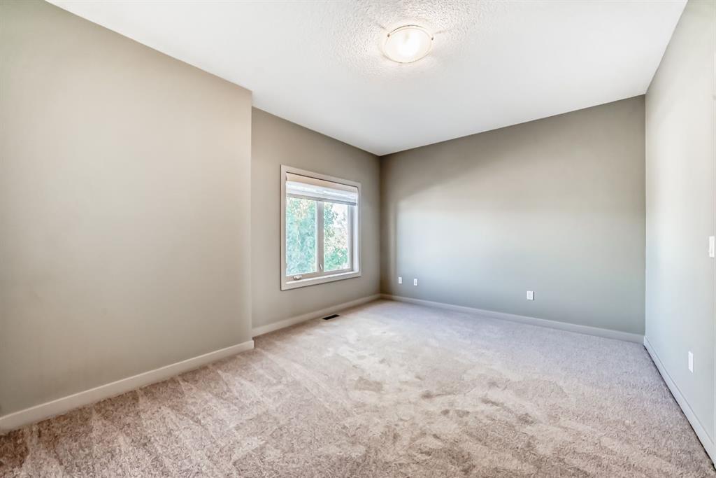 12 Cougar Ridge Landing Southwest, Calgary – Residential Row/Townhouse Listing Photo 31