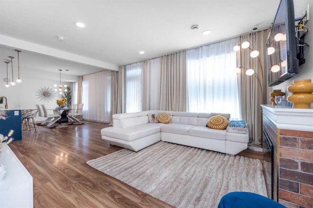 4339 Seton Drive Se, Calgary