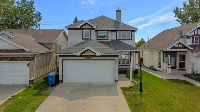 140 Coventry Green Ne, Calgary