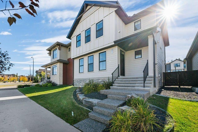 409 Shawnee Boulevard Sw, Calgary