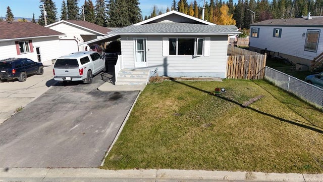 104 Aspen Street, Hinton
