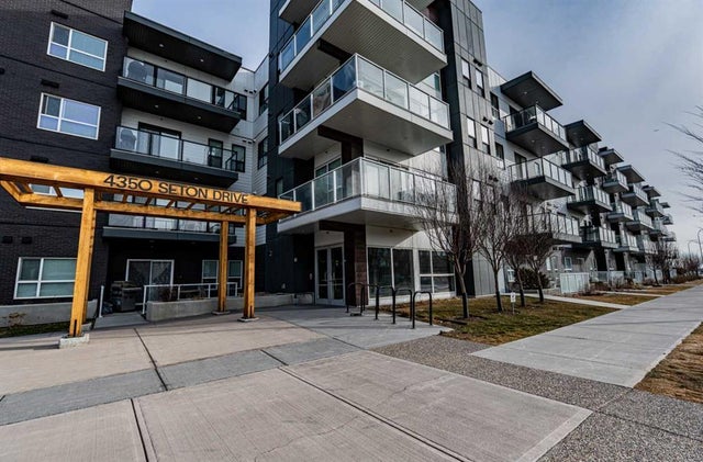 401, 4350 Seton Drive Se, Calgary