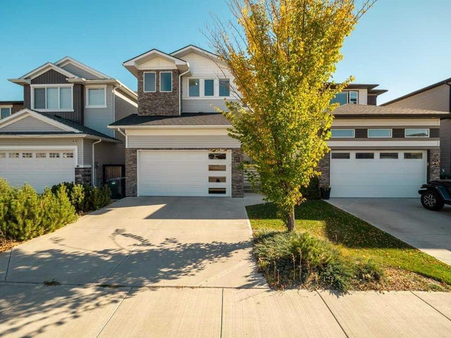 660 Aquitania Boulevard W, Lethbridge