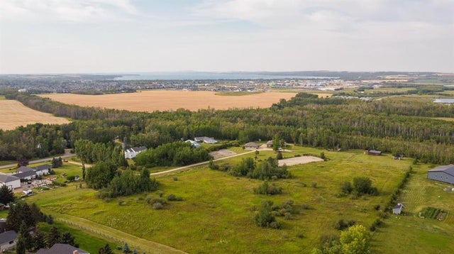 201, 1236 Township Road 384, Rural Red Deer County