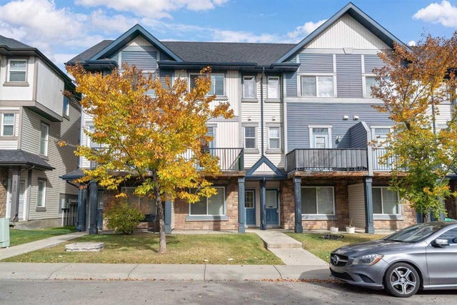 114 New Brighton Landing Se, Calgary