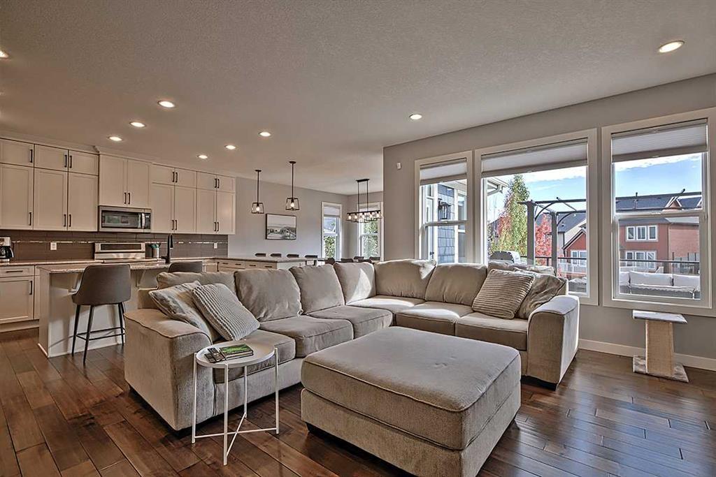 94 Masters Mews Southeast, Calgary – Residential Detached Listing Photo 14