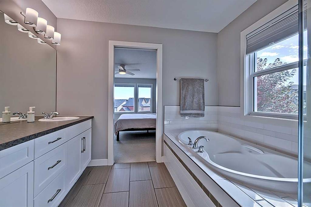 94 Masters Mews Southeast, Calgary – Residential Detached Listing Photo 20