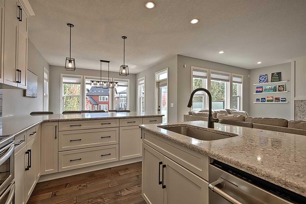 94 Masters Mews Southeast, Calgary – Residential Detached Listing Photo 4