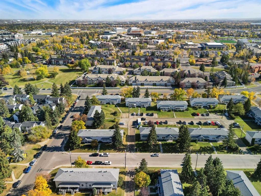 311, 4525 31 Street Southwest, Calgary – Residential Row/Townhouse Listing Photo 2