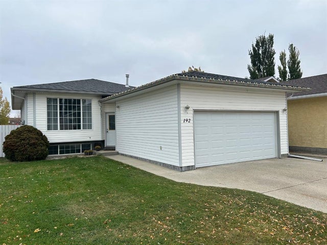 192 Mt Rundle Road W, Lethbridge
