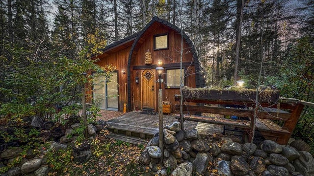 23, 5227 Township Road 320, Rural Mountain View County
