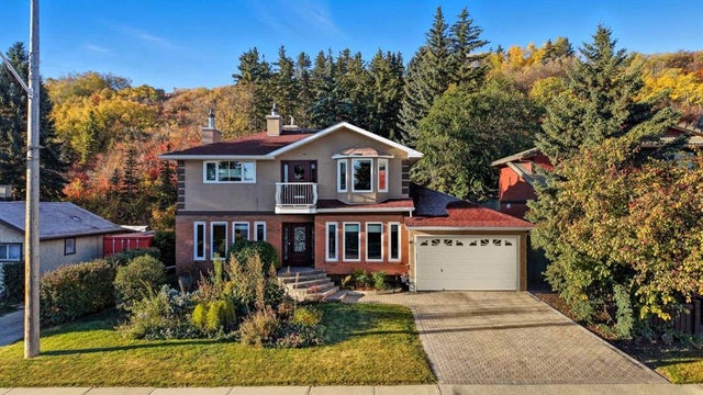 8131 33 Avenue Nw, Calgary