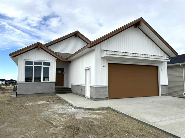 54 Tarzwell Avenue, Red Deer