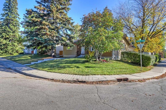 5219 Valiant Drive Nw, Calgary