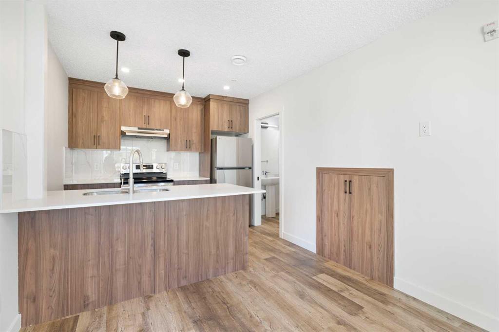 101, 156 Park Street, Cochrane – Residential Row/Townhouse Listing Photo 6