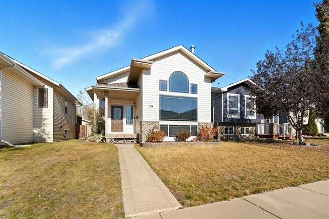 39 Duval Crescent, Red Deer