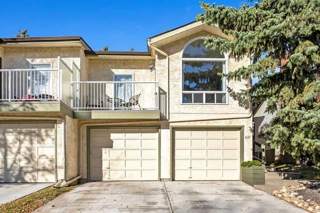 637 Strathcona Drive Sw, Calgary