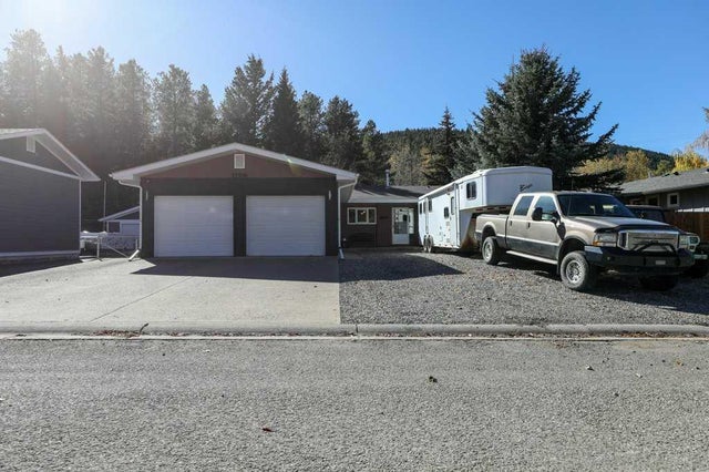 12706 16 Avenue, Blairmore