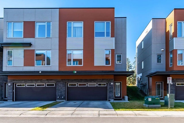 135 Shawnee Common Sw, Calgary