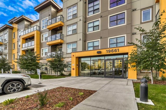 102, 19661 40 Street Se, Calgary